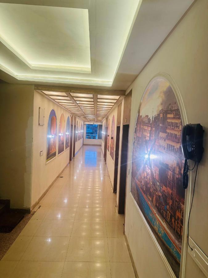 Hotel Deva Inn Varanasi Luaran gambar