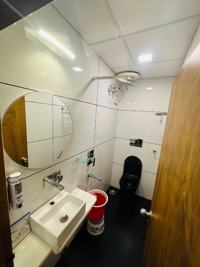 Hotel Deva Inn Varanasi Luaran gambar