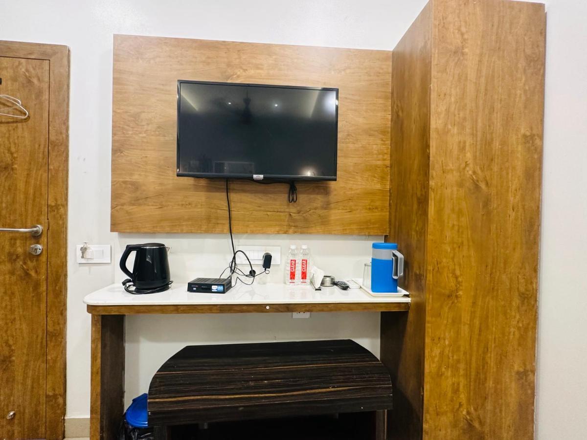 Hotel Deva Inn Varanasi Luaran gambar