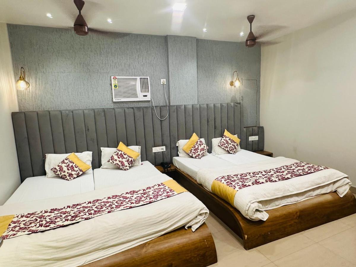 Hotel Deva Inn Varanasi Luaran gambar