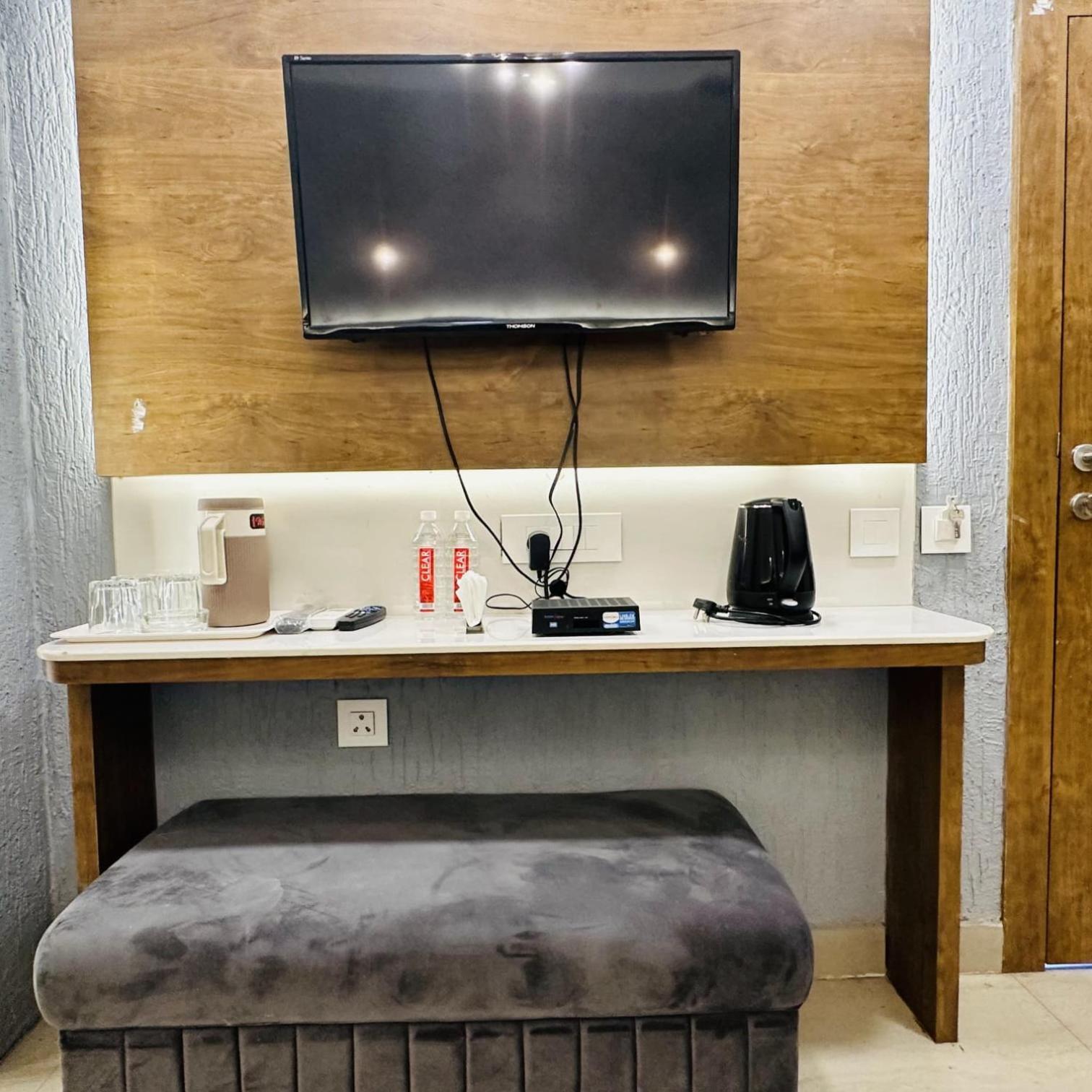 Hotel Deva Inn Varanasi Luaran gambar