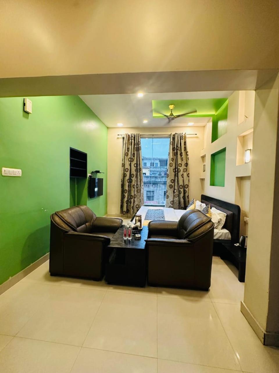 Hotel Deva Inn Varanasi Luaran gambar