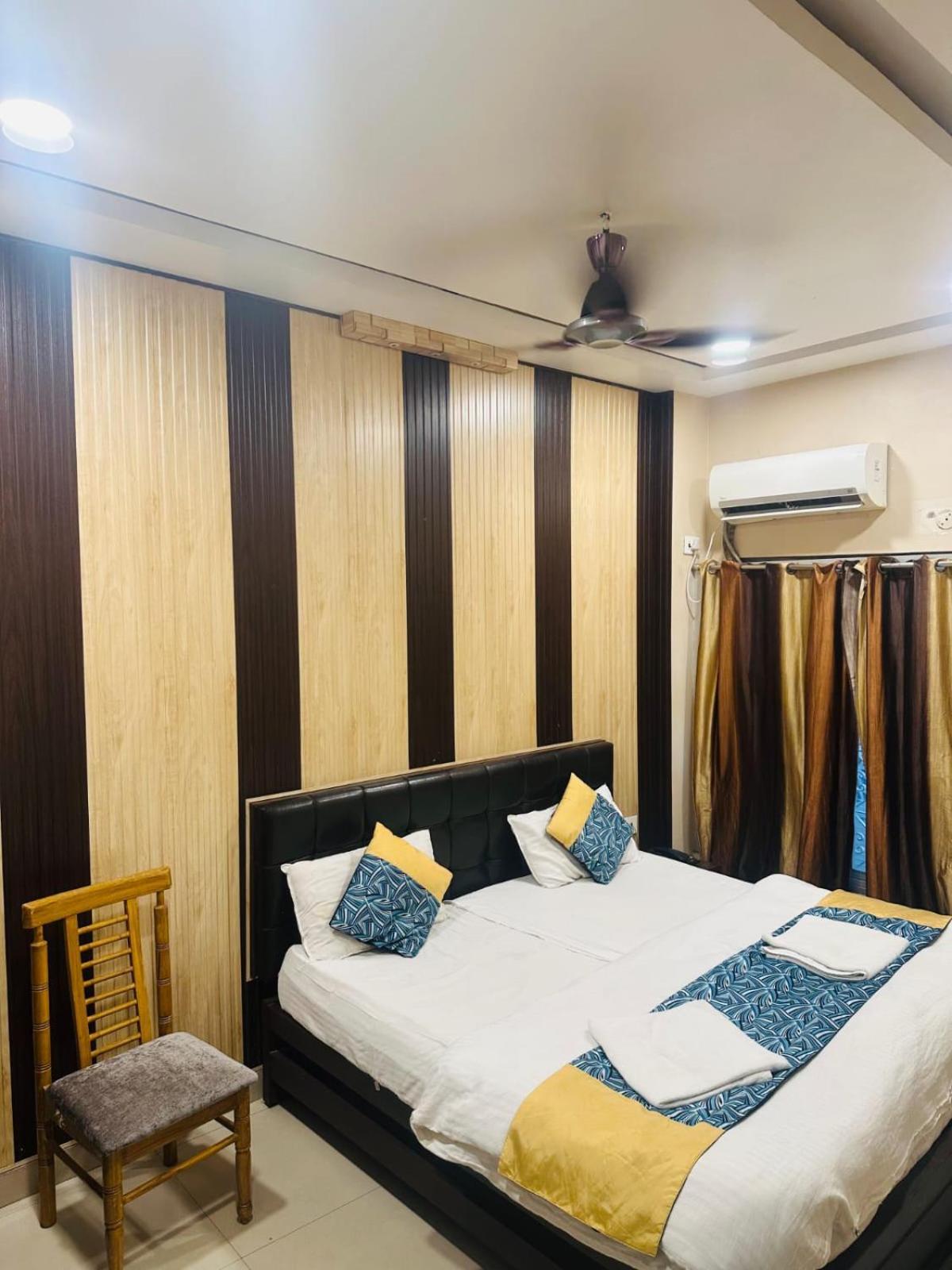 Hotel Deva Inn Varanasi Luaran gambar